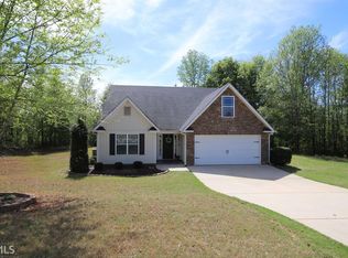 88 Richmond Dr, Lagrange, GA