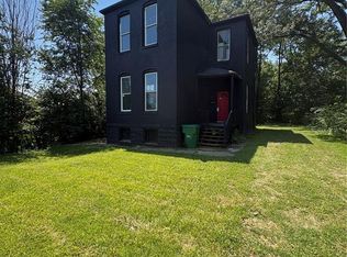 3621 Saint Marys Ln, Saint Louis, MO 63121