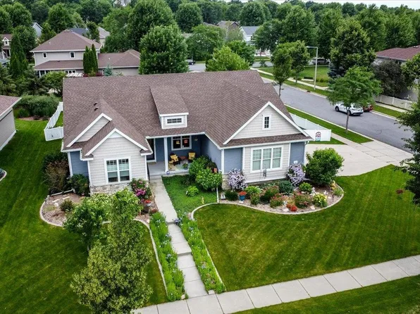 702 Callisto Dr, Madison, WI 53718