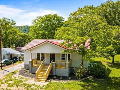 922 W Central Ave, La Follette, TN, 37766