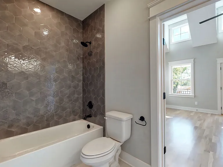 4908B Michigan Ave — Photo 17