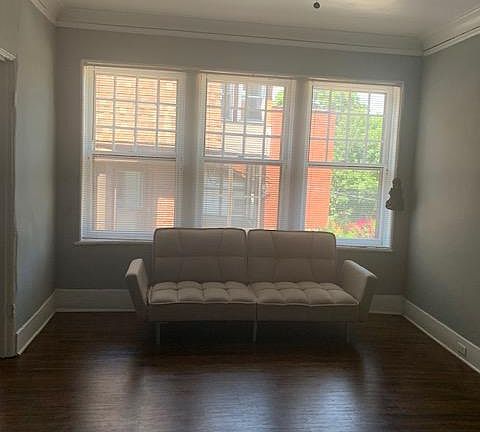 5th image of 1364 McCausland Ave