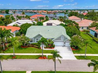 5905 Zaki Ln, Apollo Beach, FL 33572