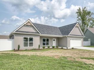 2298 Lopez Ct, Cookeville, TN 38506