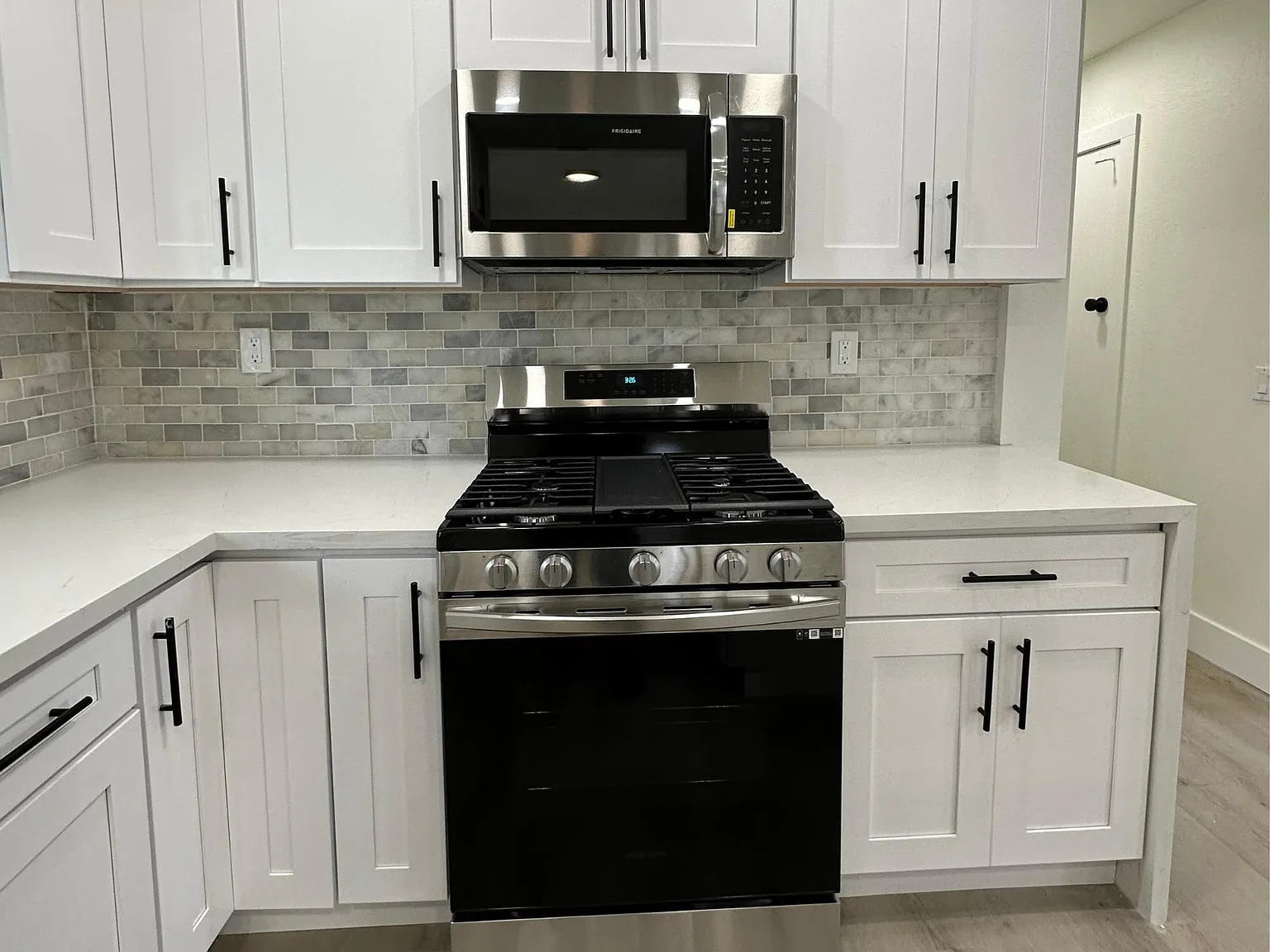 1 bed, 800 sqft, $2,595 — Photo 4