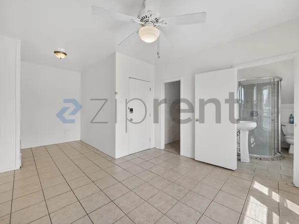 532 21st St APT 4, San Diego, CA 92102