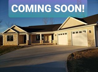 2672 Jonathon Dr, Lima, OH 45806