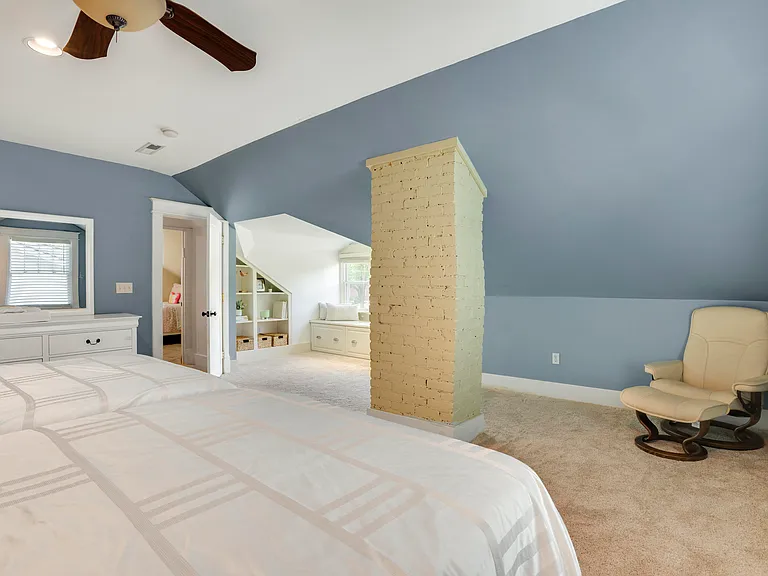 408 N Wilson Blvd — Photo 16