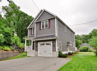 52 Garfield Rd, Dedham, MA 02026
