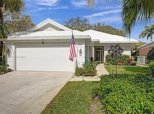 8542 Beaconhill Rd, Palm Beach Gardens, FL 33410