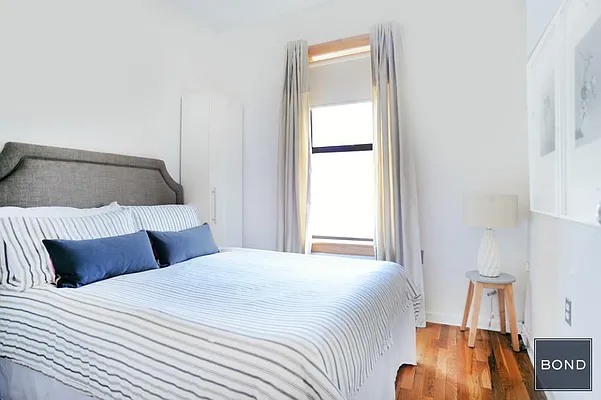 Rented by Bond New York | media 11