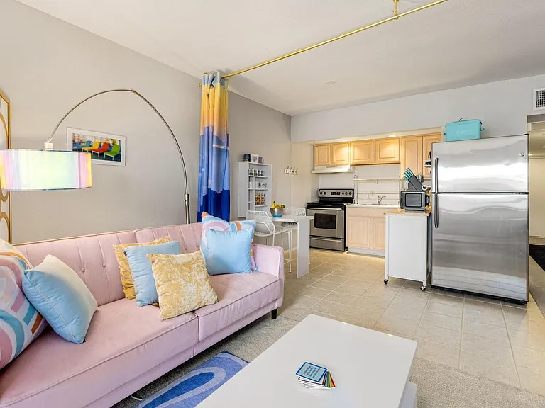 277 E Alejo Rd #225 — Photo 4