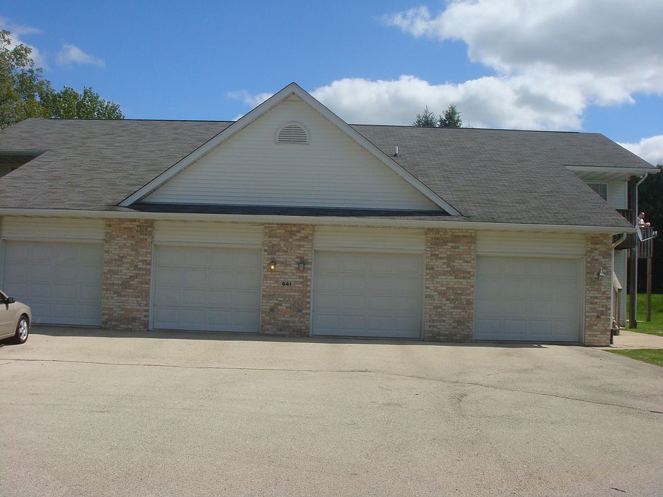 1st image of 641 Donna Dr