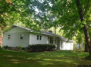 87 Hawley Rd, Niverville, NY 12130