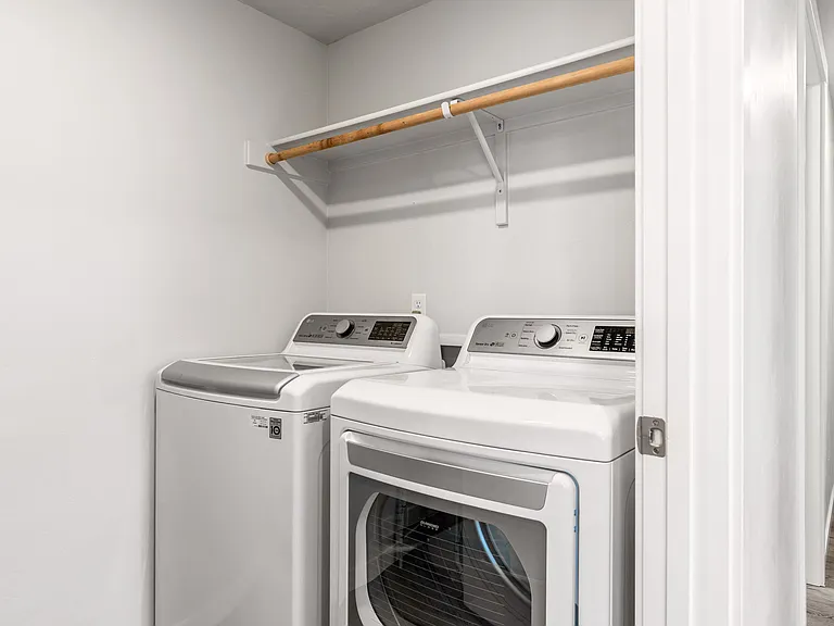 Northview Apartment Homes — Photo 15