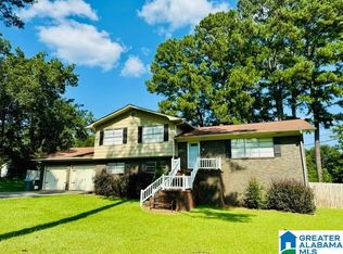 1420 Golden Dr, Bessemer, AL 35023