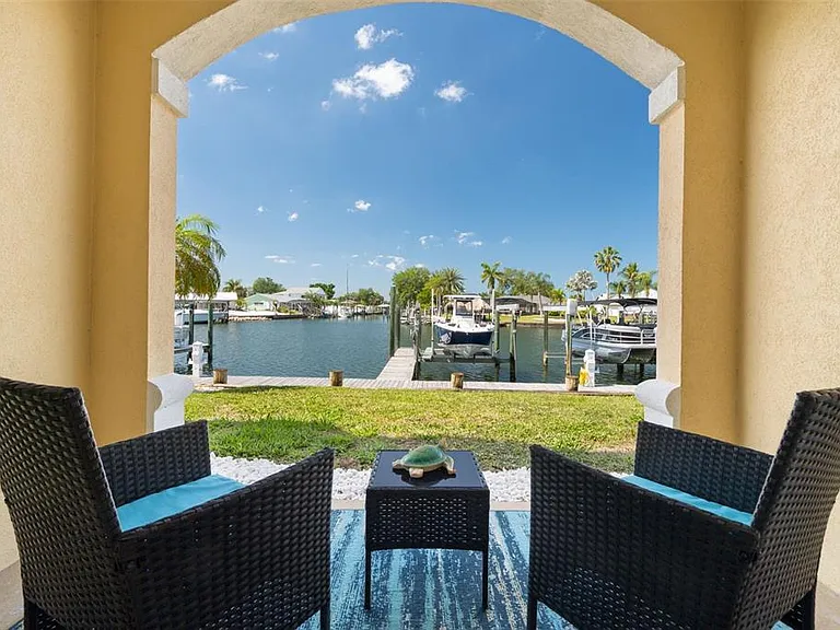 6420 Sunset Bay Cir — Photo 13