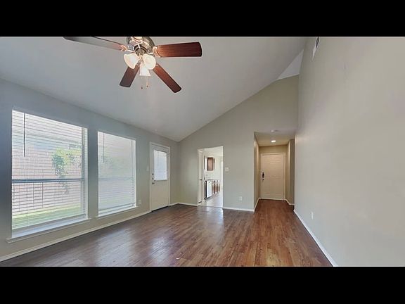5th image of 10317 Pleasant Mound Dr
