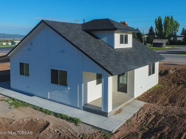 210 S Washington St, Afton, WY 83110