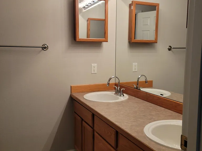135 Sunrise View Ave — Photo 9