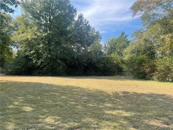 2413 22nd St, Northport, AL 35476