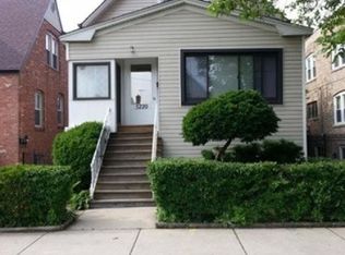 5220 W Eddy St, Chicago, IL 60641
