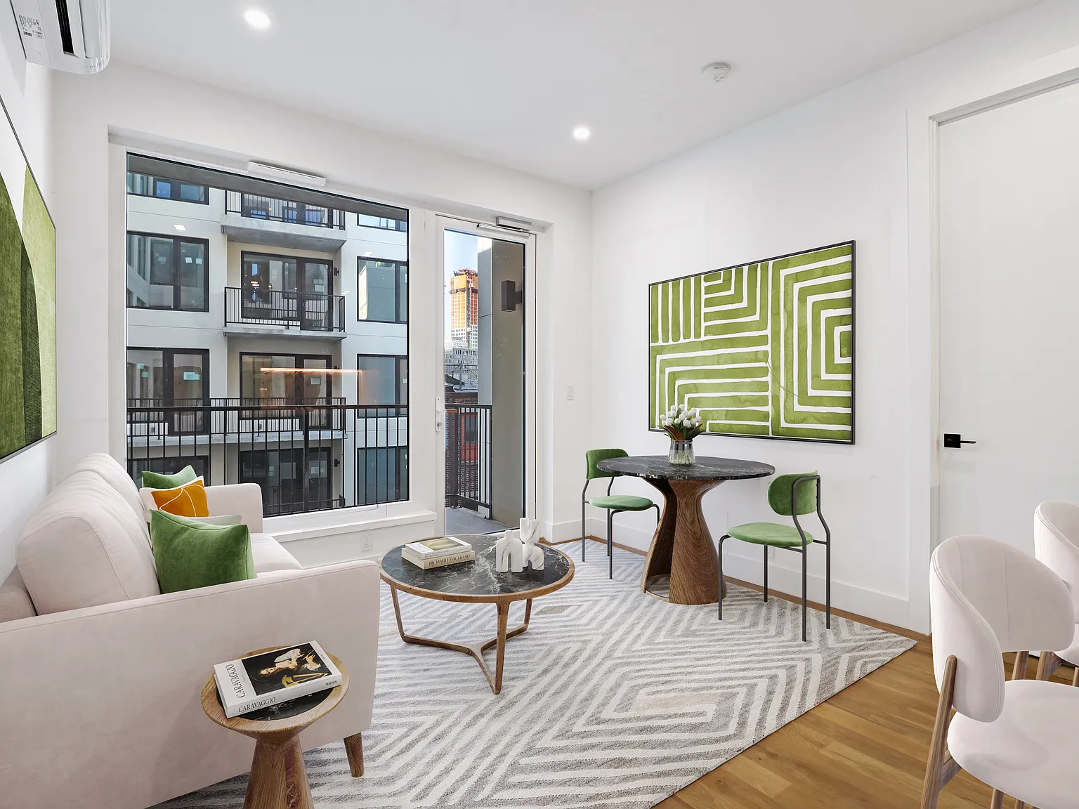 228 Berry Street — Photo 3