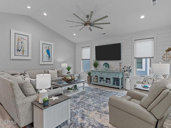 3rd image of 223 NE 55th Street