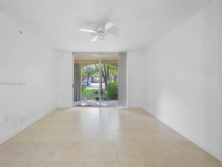 2173 Renaissance Blvd — Photo 6