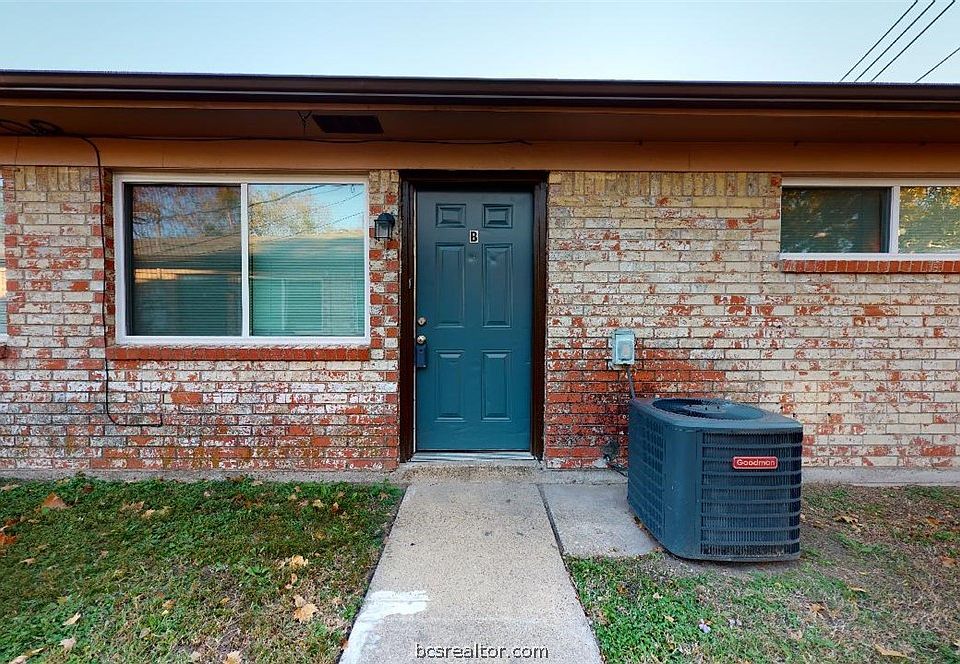 1st image of 206 Lynn Dr APT B