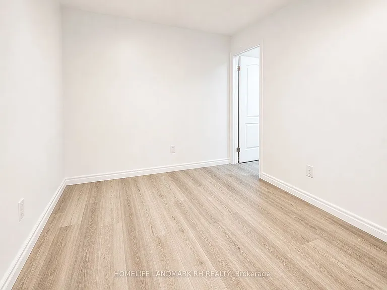 25066 Commodore Rd #102 — Photo 11