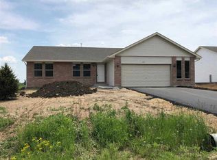 792 Acadia St, Roscoe, IL 61073