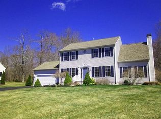 25 Misty Ct, South Kingstown, RI 02879
