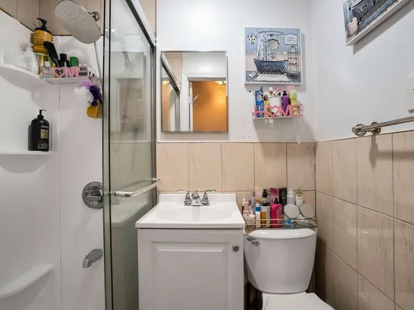 1536 Gates Avenue image 19 of 28