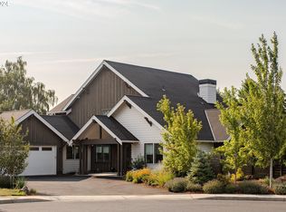 945 Roberts Dr, Hood River, OR 97031