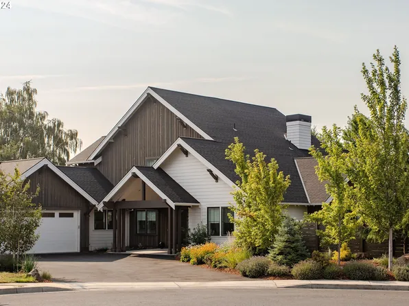 945 Roberts Dr, Hood River, OR 97031