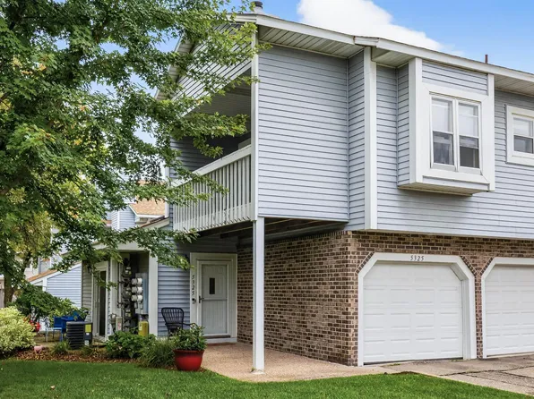 5325 Highpointe Ter, Bloomington, MN 55437