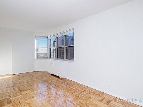 3rd image of 300 E 40th St APT 29D
