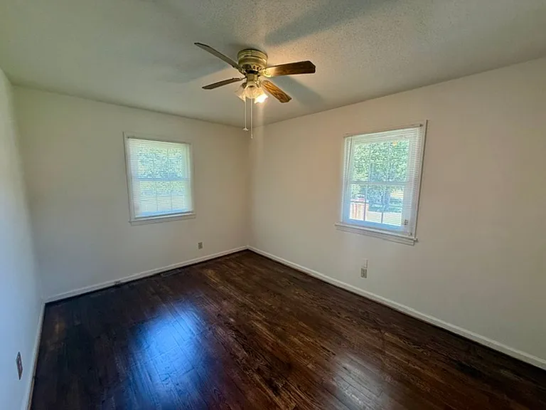 315 E Dameron Ave — Photo 14