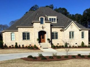 6 Dunedin Ct, Macon, GA 31210