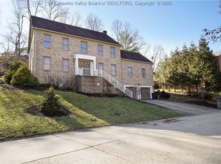 507 Woodbridge Dr, Charleston, WV 25311