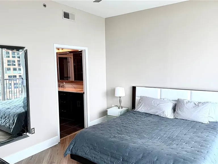 1080 Peachtree St NE #2110 — Photo 35