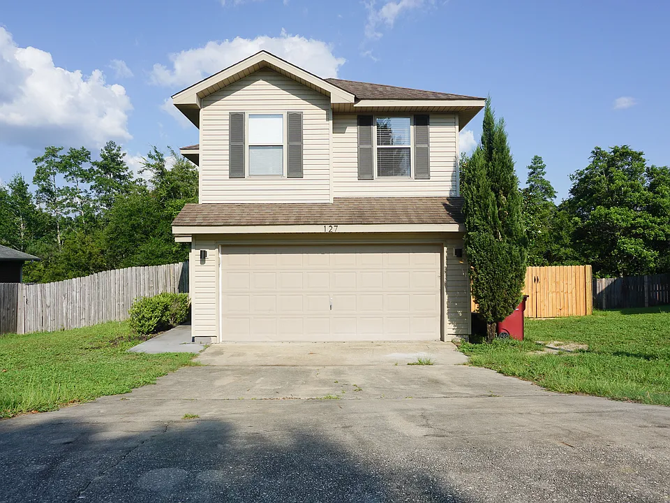 127 Bronze Cir