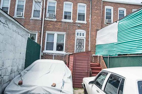 4th image of 139 E 29th St