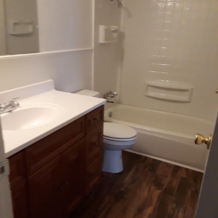 1st image of 5209 Grovewood St