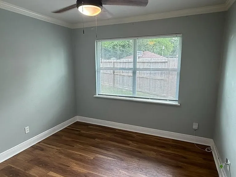 1432 Butler Dr — Photo 4