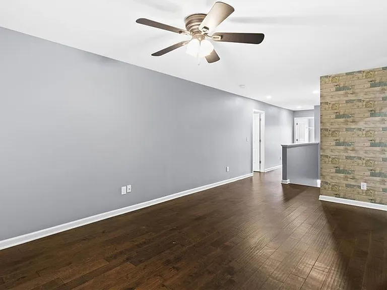 407 Aviary Ln — Photo 39