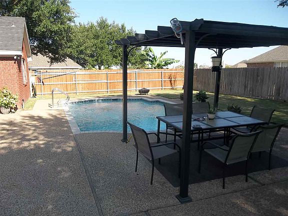 2nd image of 10004 Polo Park Cir