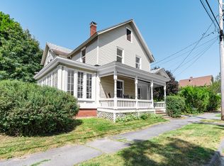 42 Maple St, Bangor, ME 04401