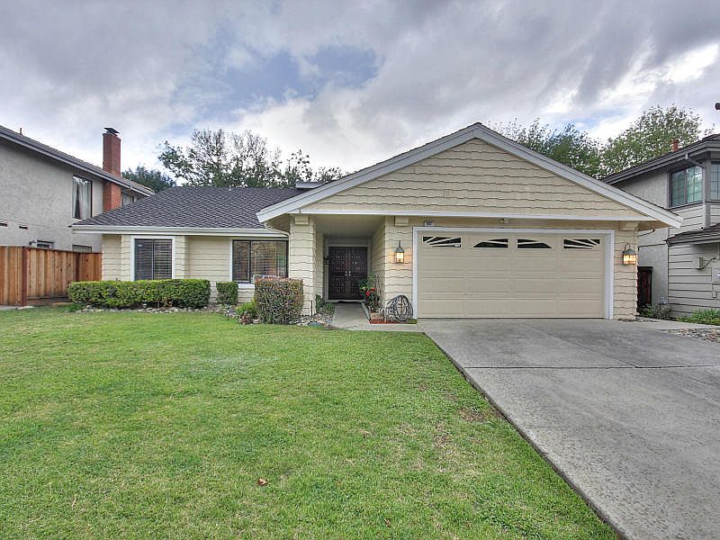 1st image of 887 Bowen Ave
